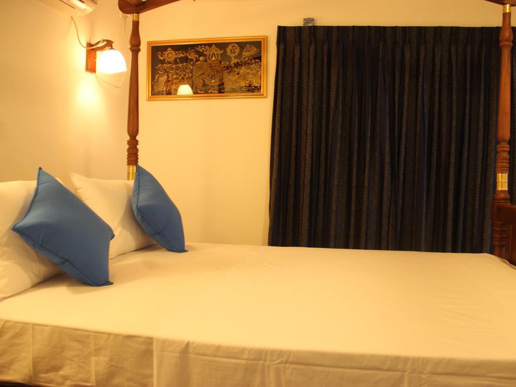 Sooriya Sewana Guest House Banduramulla Dış mekan fotoğraf