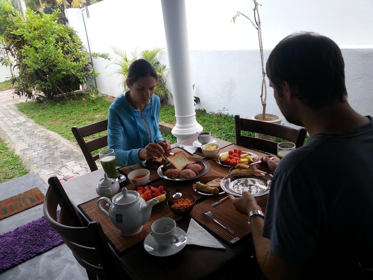 Sooriya Sewana Guest House Banduramulla Dış mekan fotoğraf